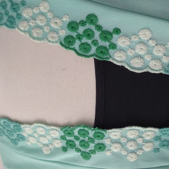 Vintage 70s Cardigan Embroidered Jacket - Picture 3 of 6